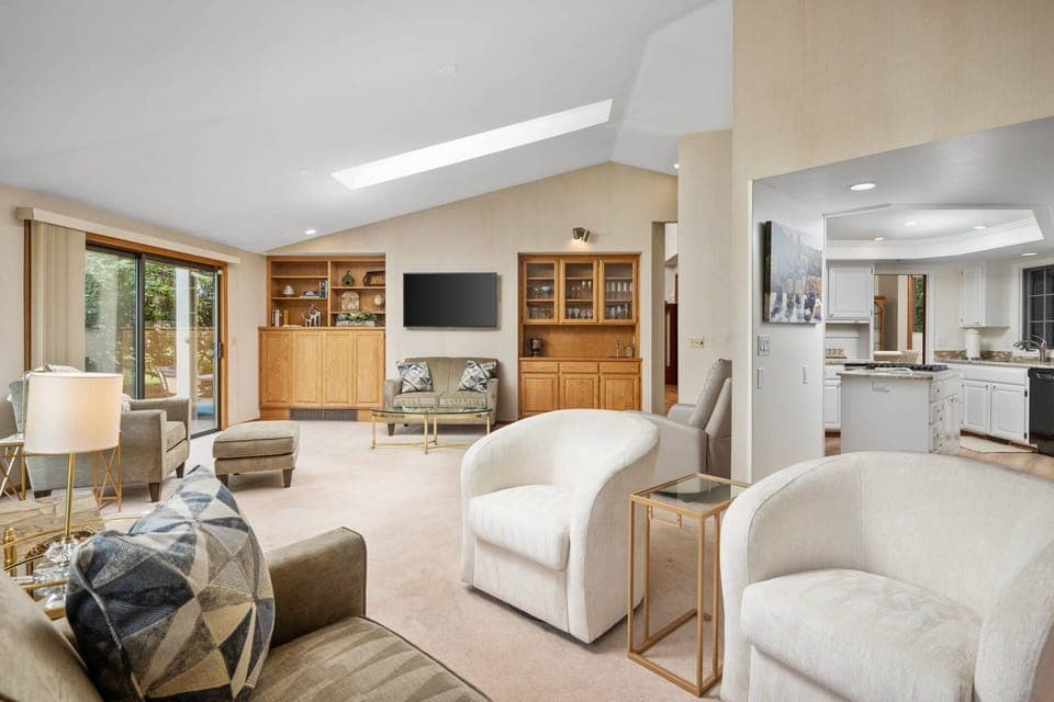 "The property was just as described. Perfect house for our family and extended family. Would definitely stay there again." - Raven