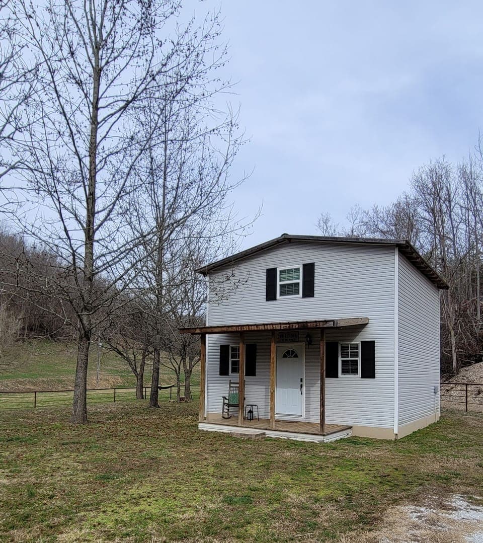 The Wee Nook is nestled in a peaceful valley