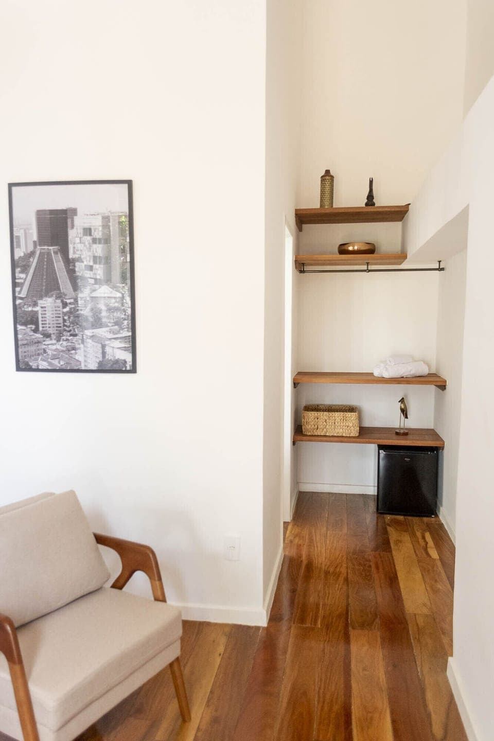 Room, 1 Queen Bed | Free WiFi