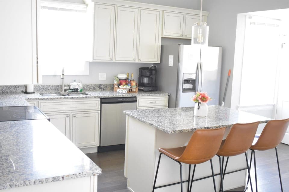 Prep and cook your best culinary creations in the fully equipped kitchen with all the standard major appliances – refrigerator, stove/oven, microwave, and dishwasher.