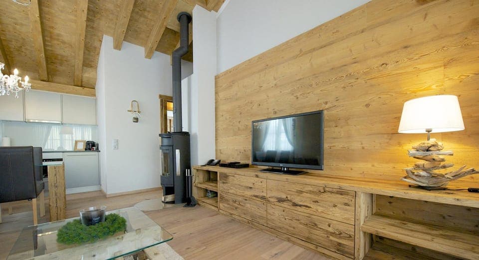 Suite, Balcony (Roof Suite) | Living room | Flat-screen TV, DVD player