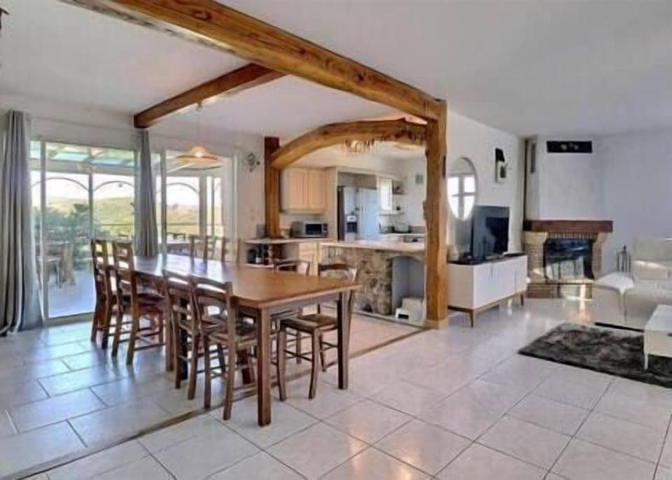 e9bfffcc-c9db-4e1b-8d02-2242740d28dc