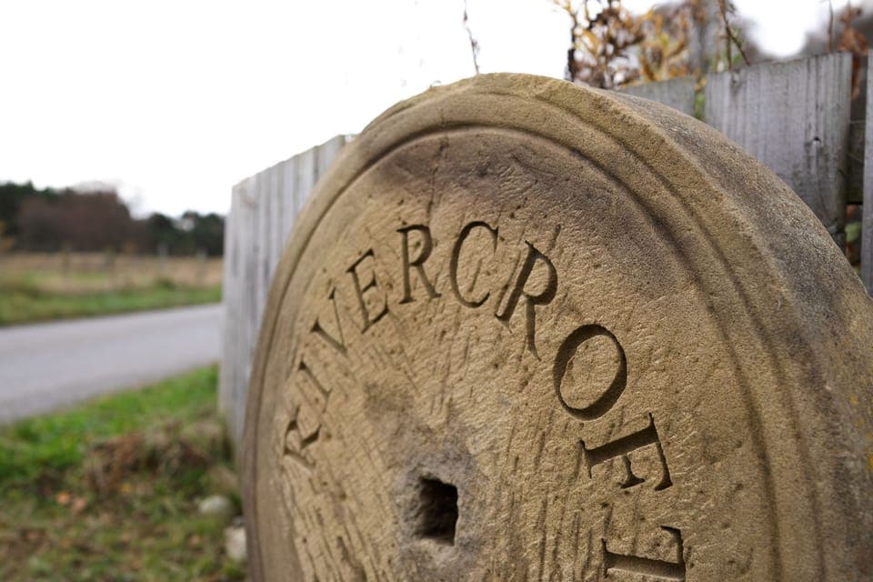 Rivercroft sign at gate