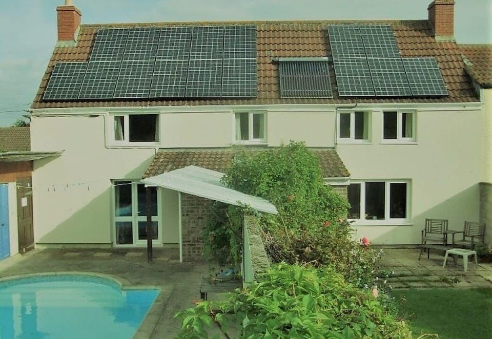 The pool is for the sole use of Greengates occupants.