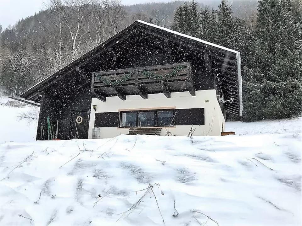 Holiday Home Exterior [winter]