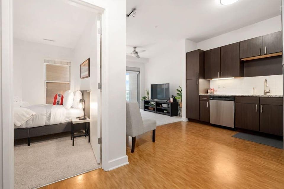 Bedroom / Living Room