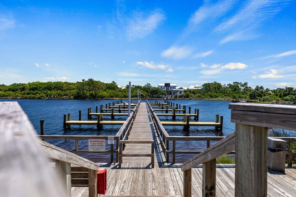 Great fishing in Lake Powell. Don't forget to get your FL fishing license.