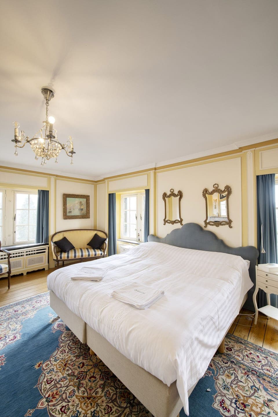 Exclusive Villa, Multiple Bedrooms | 18 bedrooms, free WiFi, bed sheets