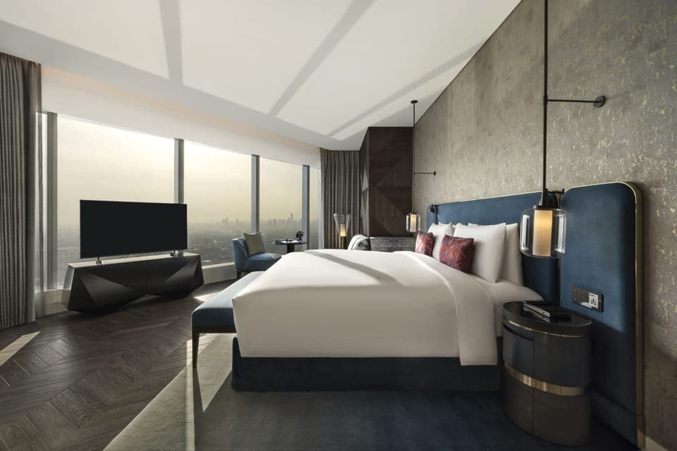 Collection Room | Premium bedding, minibar, in-room safe, blackout drapes