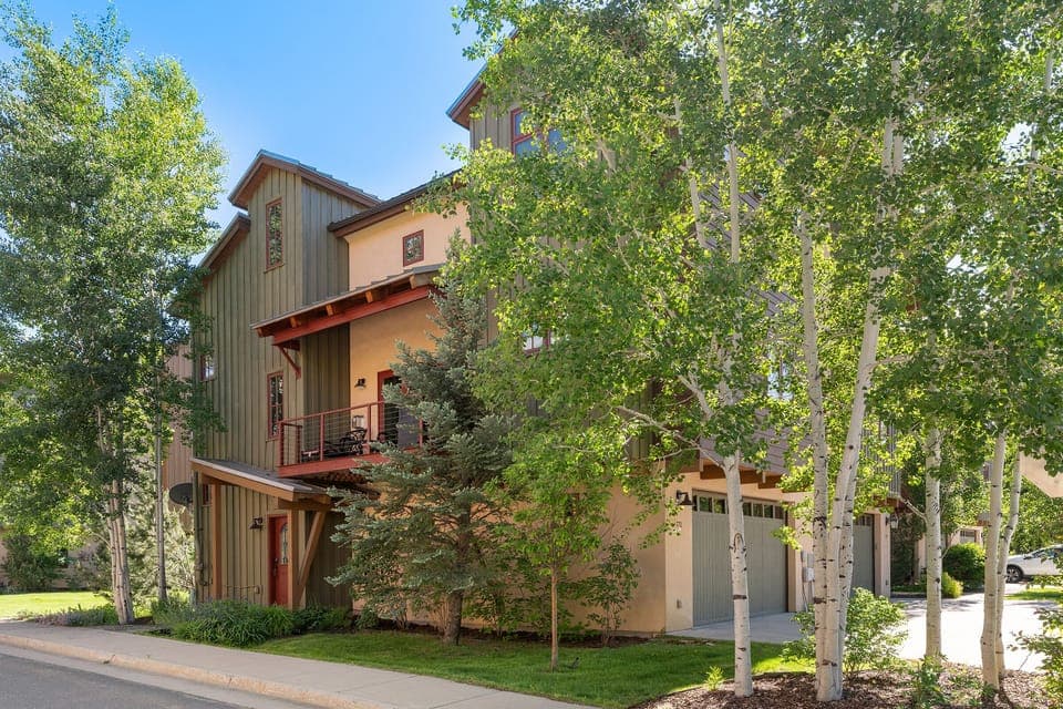 Majestic Valley Retreat