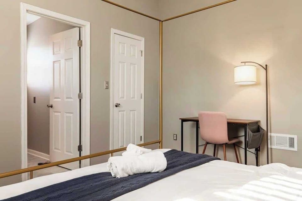 Bedroom 4 with king bed and desk