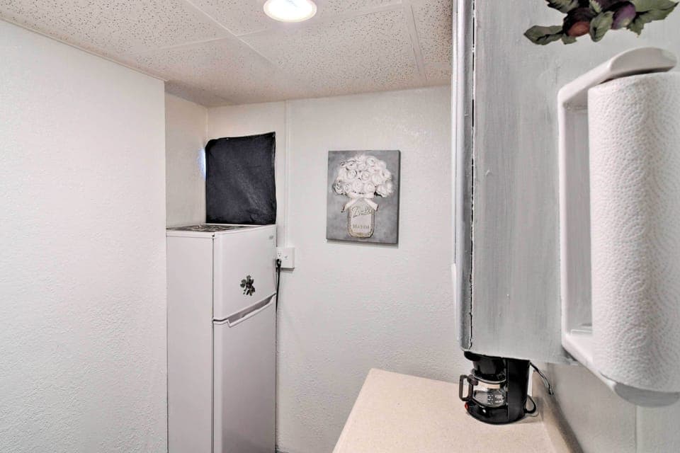 Apartment (0 Bedroom) | Interior