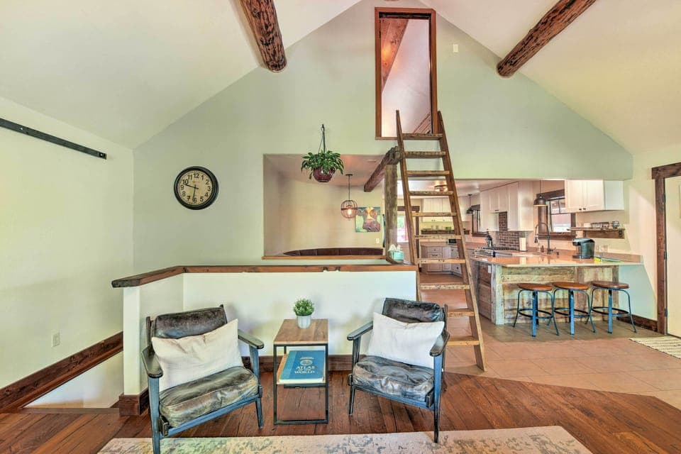 House (4 Bedrooms) | Interior