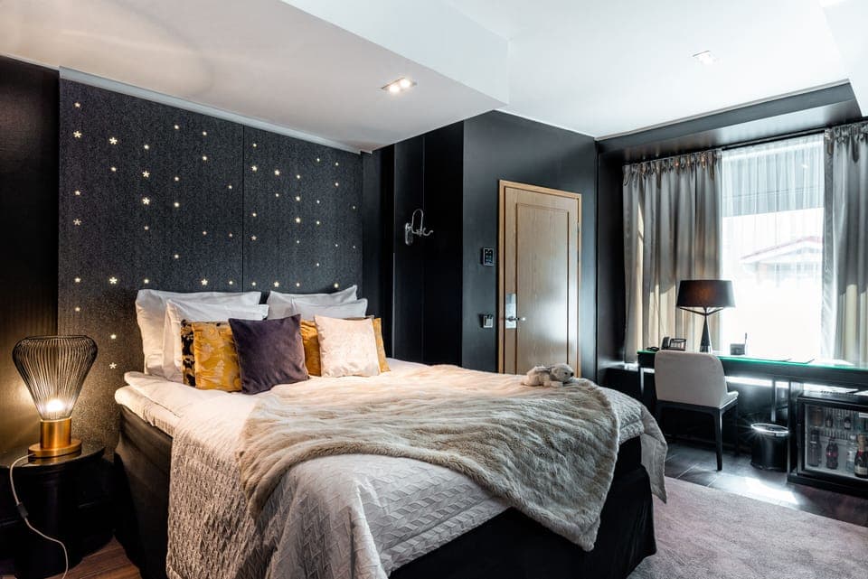 Magic Double | Premium bedding, pillowtop beds, minibar, in-room safe