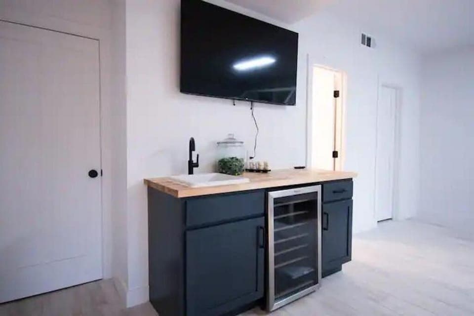 Game Room Bar with Dual Zone Wine and Beverage Cooler / LED TV