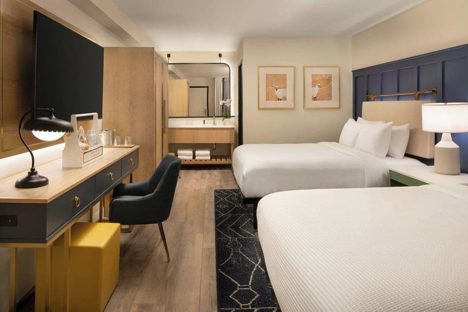 Premium bedding, down comforters, in-room safe, desk