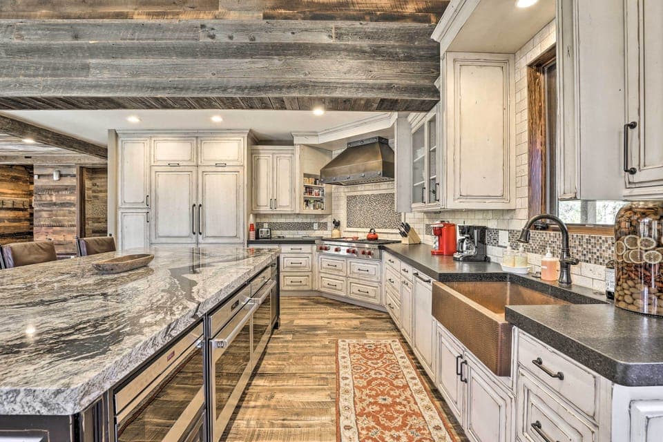 Villa (Multiple Bedrooms) | Interior