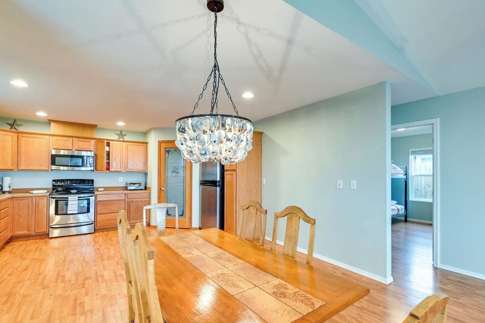 House (3 Bedrooms) | Interior