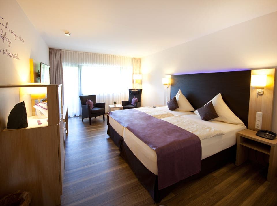 Comfort Double Room | Hypo-allergenic bedding, desk, free cribs/infant beds, free WiFi