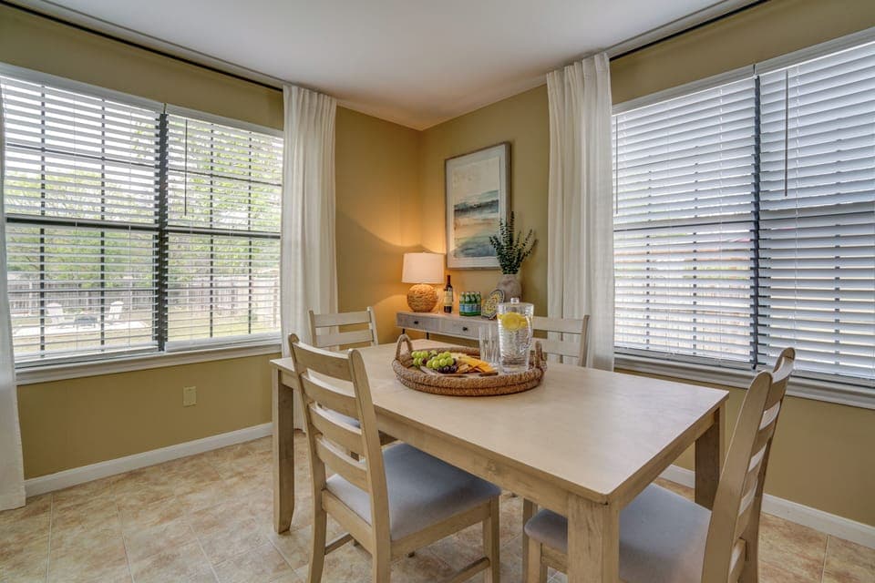 Apartment (1 Bedroom) | Interior