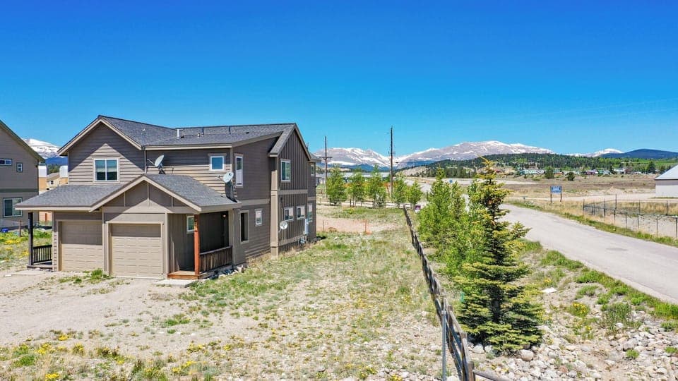 Easy to access, close to restaurants and other amenities in Fairplay