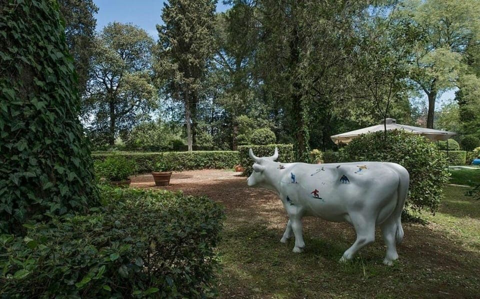 Amenities, Balcony / Terrace / Patio, Building Exterior, Garden, Outdoor, Pool, Spring, Summer