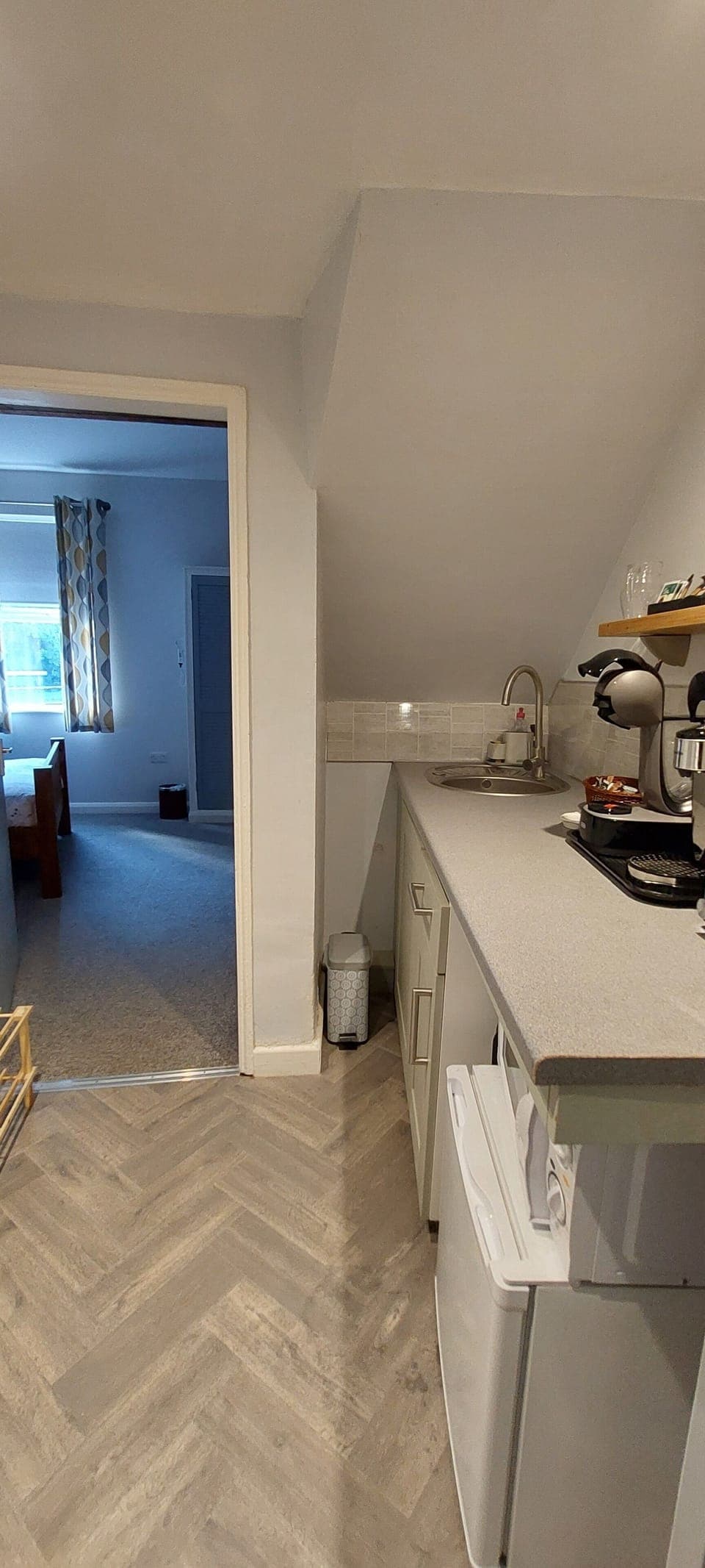 Classic Room, 1 Bedroom, Ensuite, City View (Ground Floor Room ) | Blackout drapes, soundproofing, iron/ironing board, free WiFi