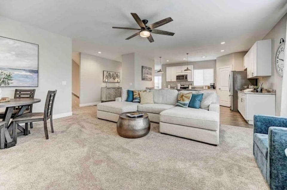 Upstairs Livingroom