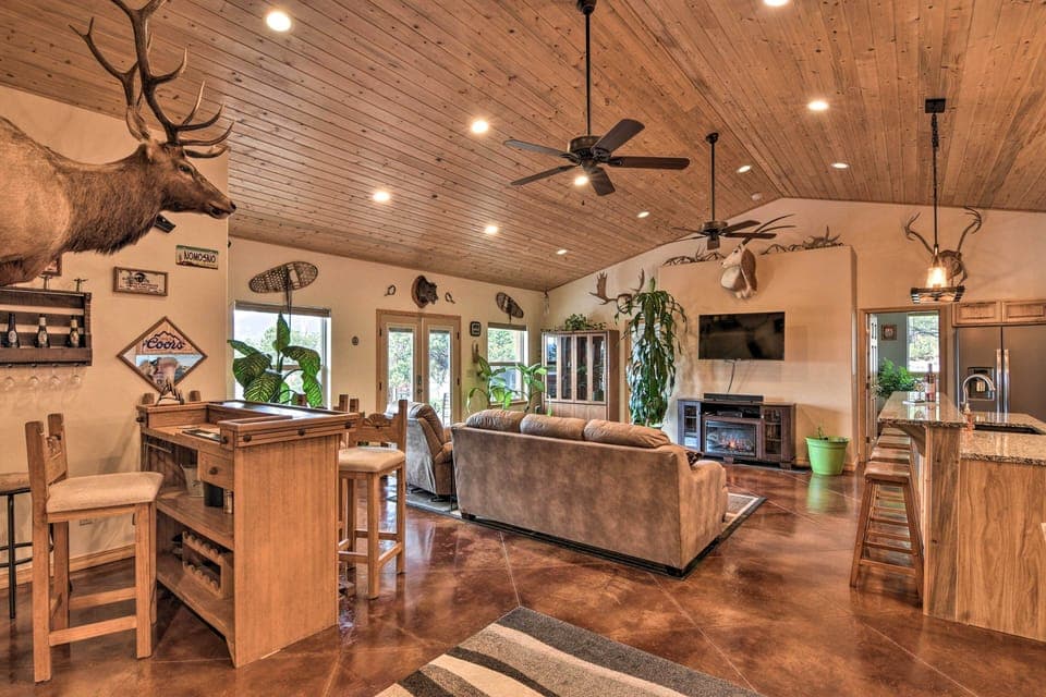 House (3 Bedrooms) | Interior
