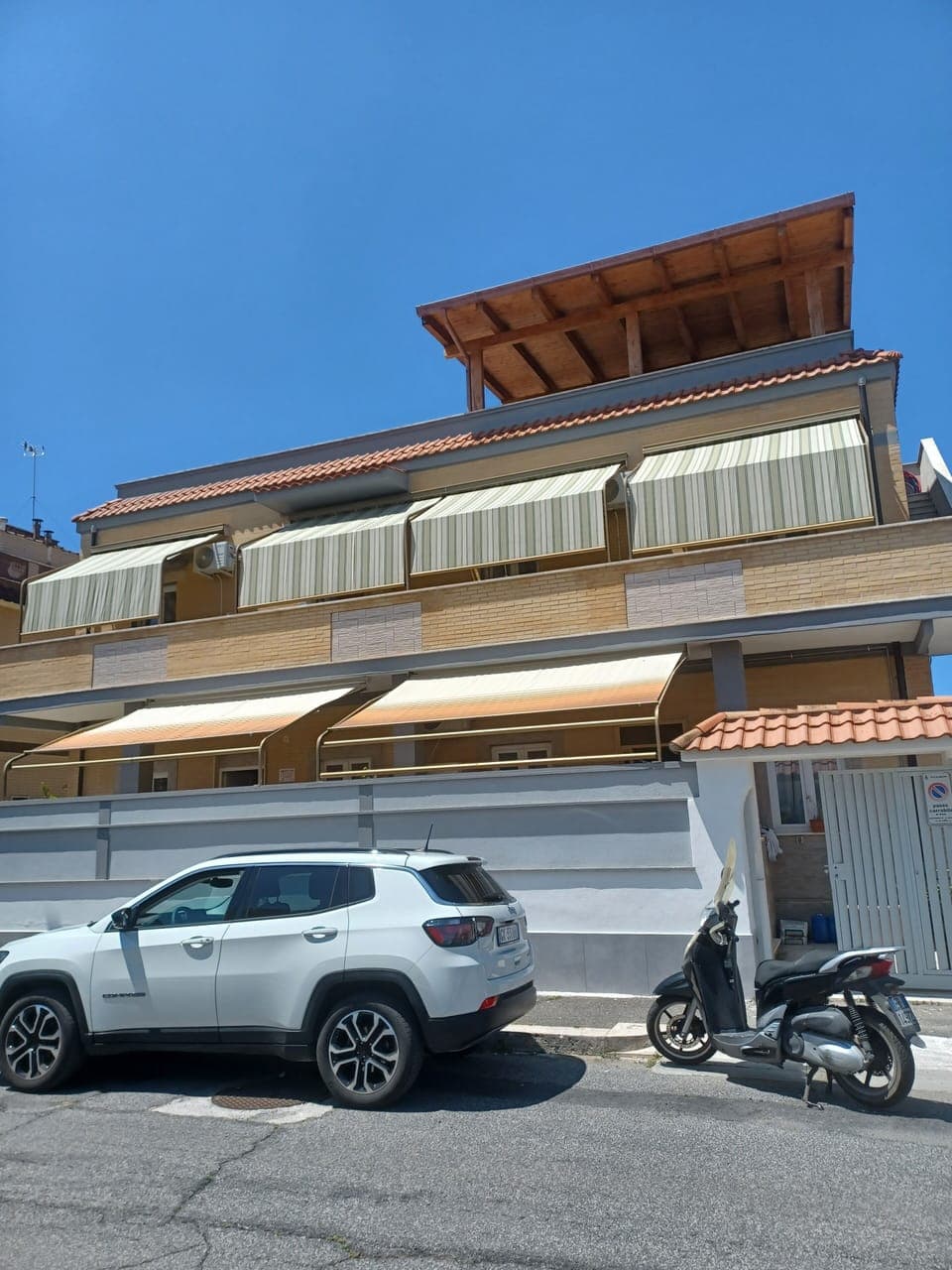 Classic Townhome | Bathroom