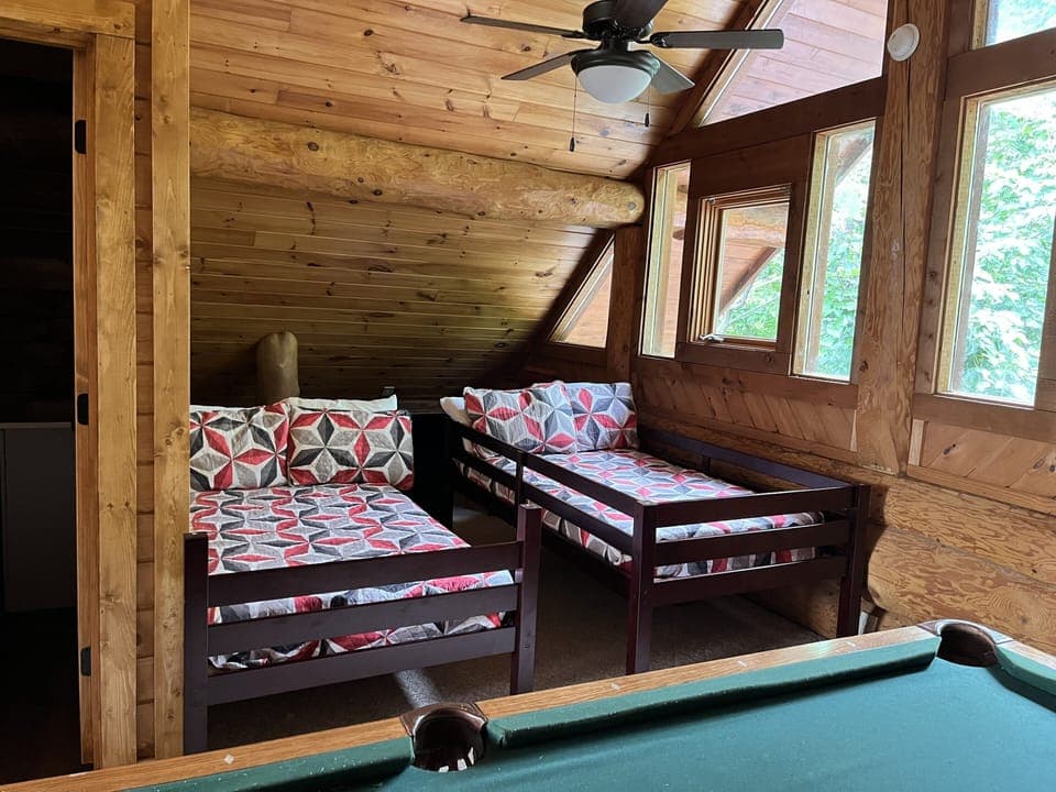 Cabin, 2 Bedrooms | 2 bedrooms, iron/ironing board, free WiFi