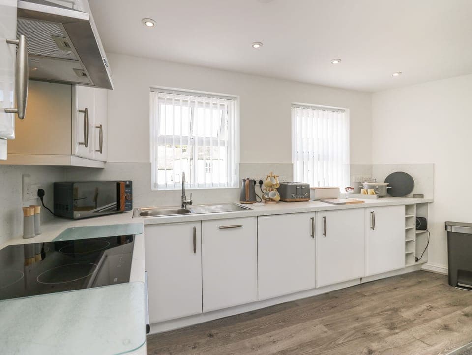 Fridge, dishwasher, electric kettle, toaster