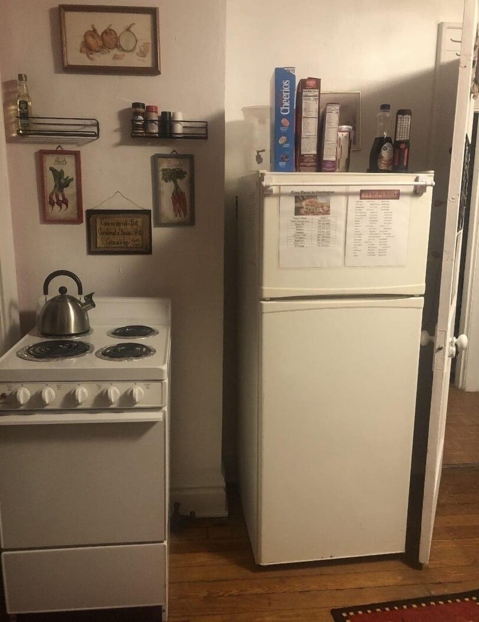 Stove and refrigerator 