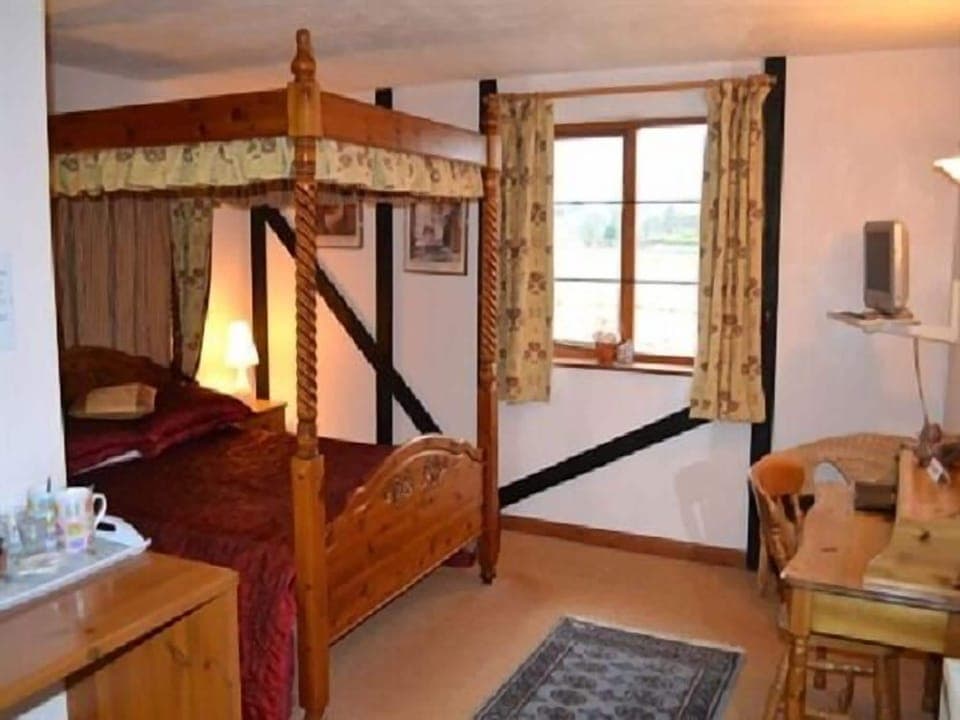 Double Room, Ensuite (Four Poster Bed)