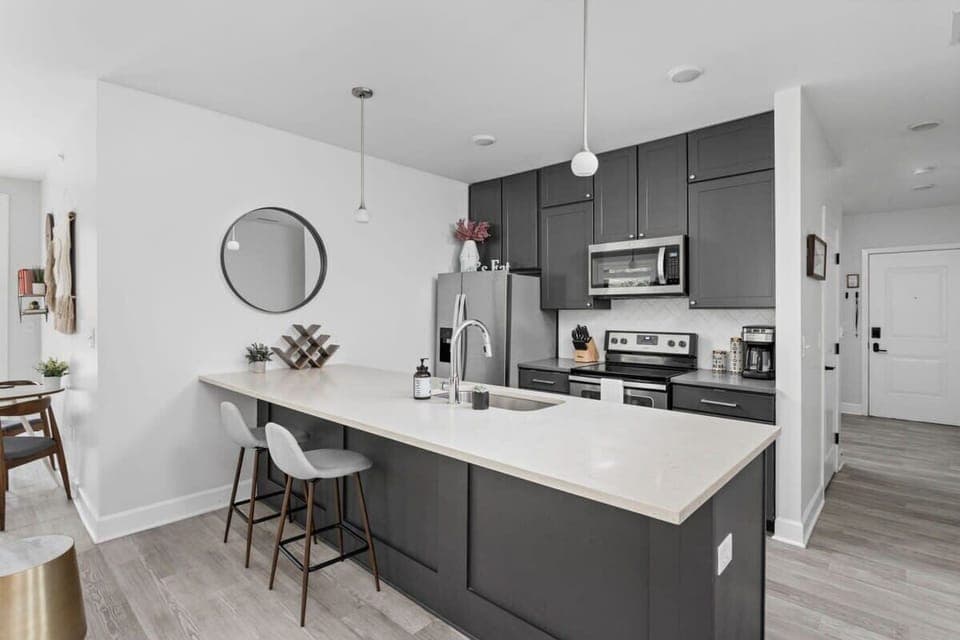 Apartment | Private kitchen | Fridge, microwave, oven, stovetop
