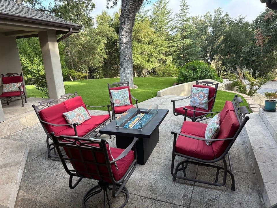 Welcome to Frontier Oaks! 