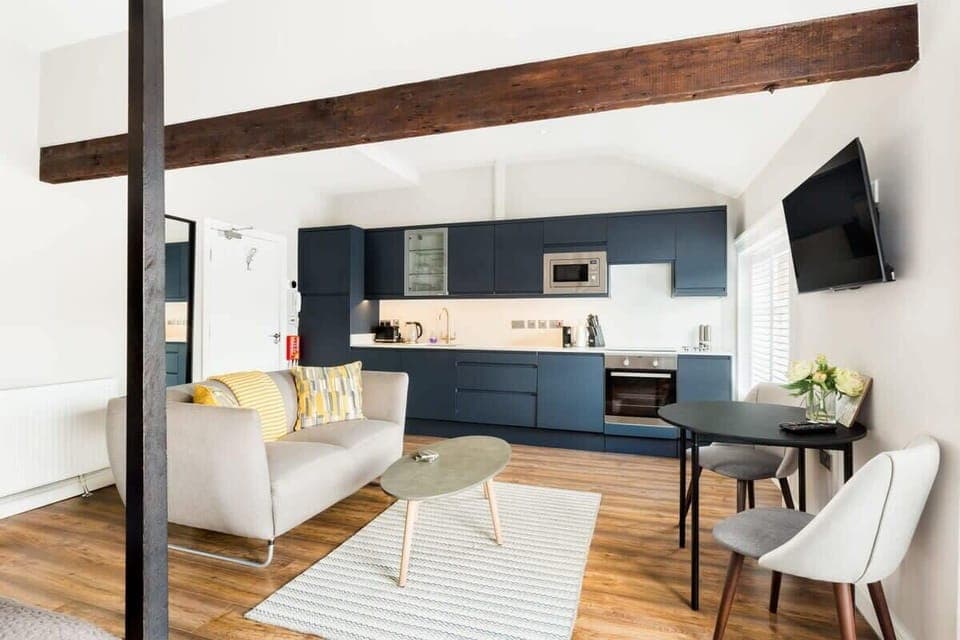 Studio with full kitchen