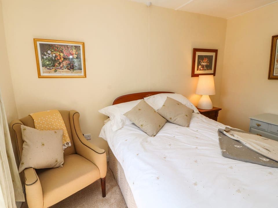 3 bedrooms, individually decorated, individually furnished, free WiFi