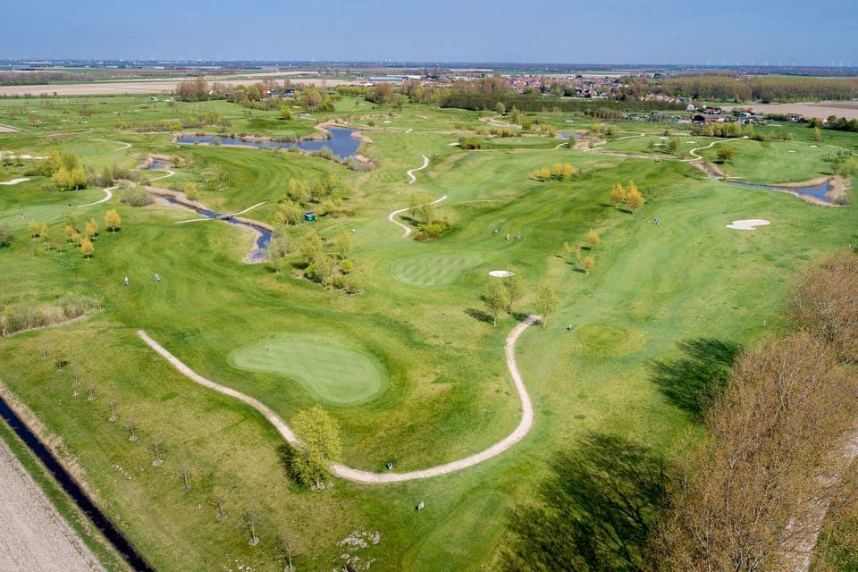 Immediate Surroundings [summer] (<1 km)