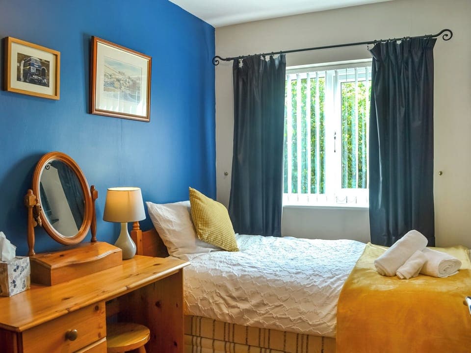 Single bedroom | Rowan House, Beverley
