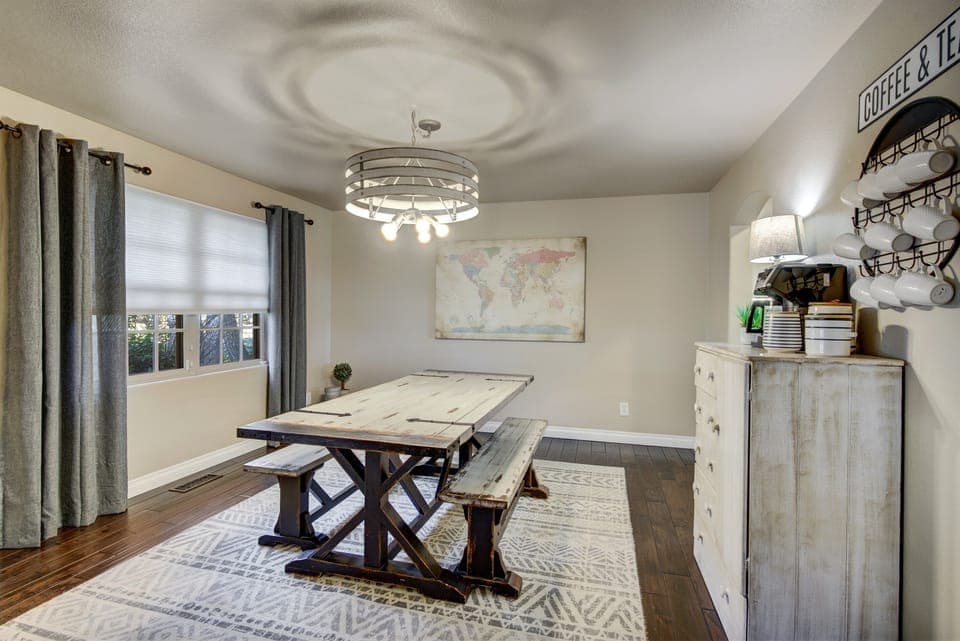 15.	Repurposed door dining table & coffee station next to kitchen