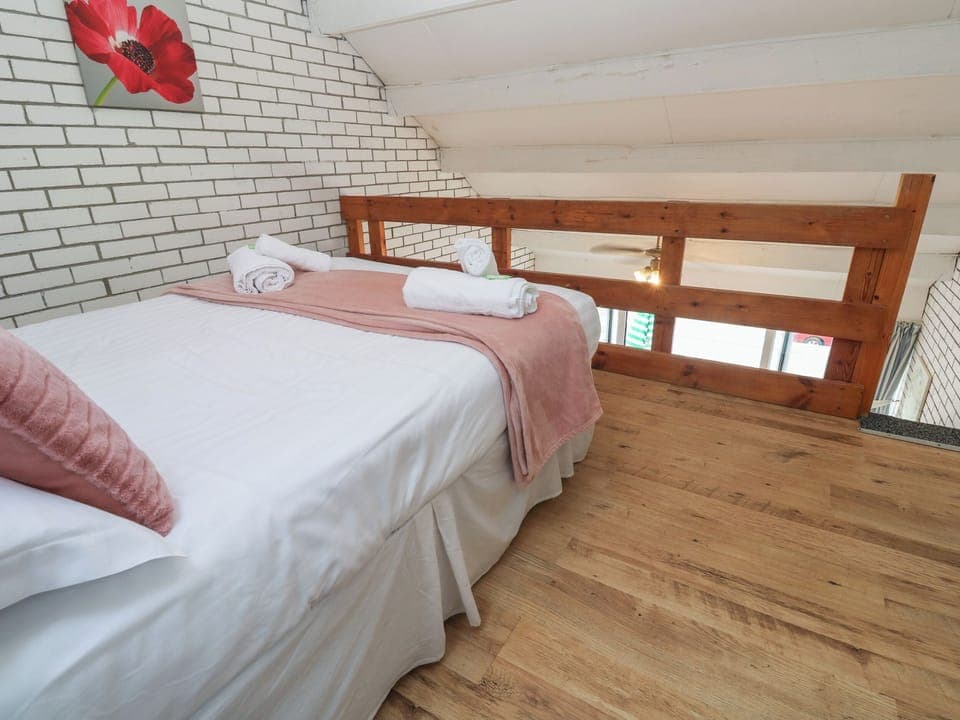Cottage | 2 bedrooms, individually decorated, individually furnished, free WiFi