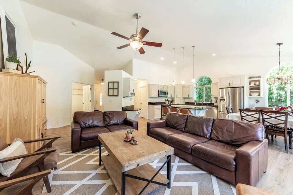 Large family living room on main floor 