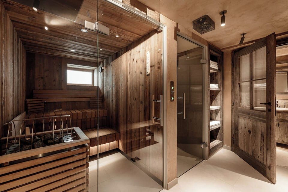 Luxury Suite, Mountain View | Bathroom | Hair dryer, bathrobes, towels, soap