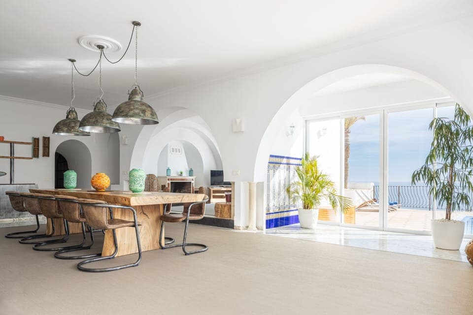 Villa | Living area | Smart TV, fireplace