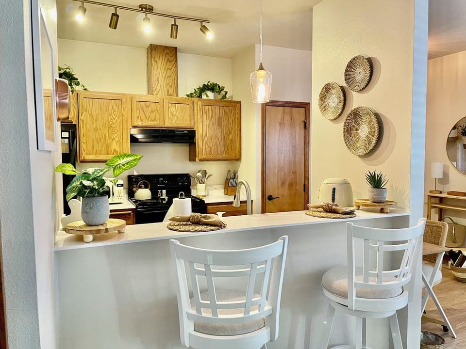 Counter seating comfort