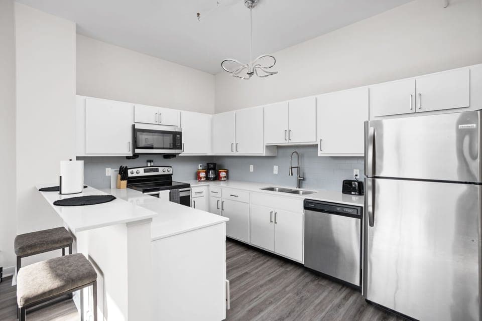 Apartment | Private kitchen | Fridge, microwave, oven, stovetop