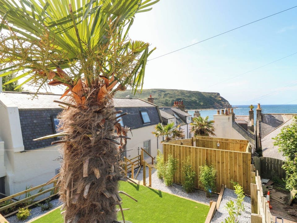 Cottage | Property grounds