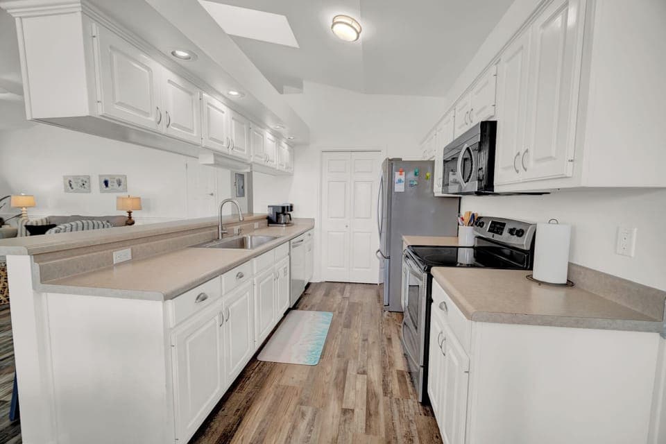 Kitchen 1