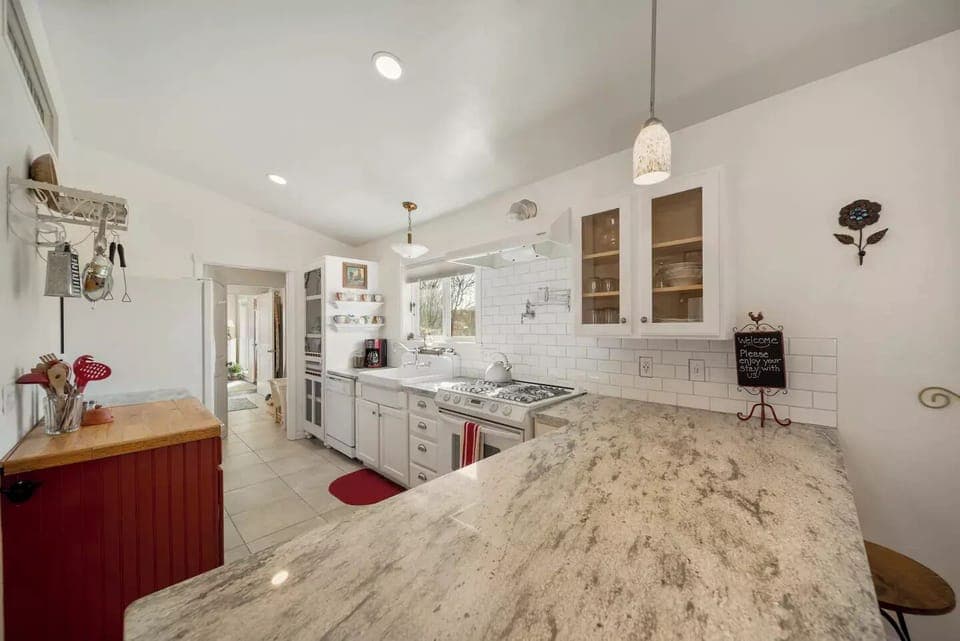 Kitchen area